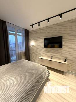 Студия квартира, на длительный срок, 32м2, 8/22 этаж