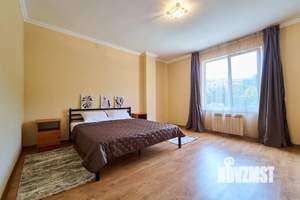 3-к квартира, посуточно, 100м2, 1/1 этаж