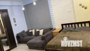 Студия квартира, посуточно, 40м2, 10/13 этаж