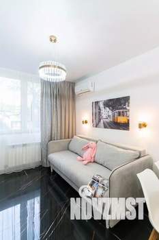 2-к квартира, посуточно, 48м2, 1/1 этаж