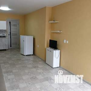 Студия квартира, посуточно, 30м2, 1/2 этаж