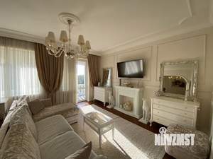 3-к квартира, на длительный срок, 130м2, 4/6 этаж