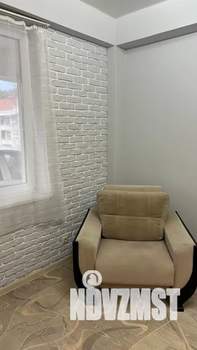 Студия квартира, посуточно, 25м2, 1/11 этаж