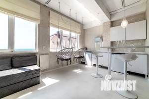 Студия квартира, посуточно, 37м2, 5/13 этаж