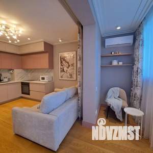 2-к квартира, посуточно, 45м2, 1/1 этаж