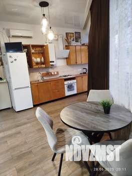1-к квартира, посуточно, 38м2, 2/6 этаж