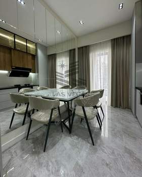 4-к квартира, на длительный срок, 130м2, 7/8 этаж
