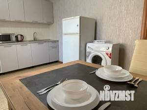 1-к квартира, посуточно, 50м2, 1/1 этаж