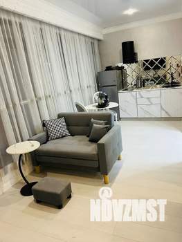 Студия квартира, посуточно, 38м2, 2/2 этаж