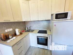 1-к квартира, посуточно, 30м2, 3/3 этаж