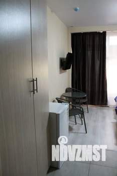 Студия квартира, посуточно, 15м2, 3/3 этаж