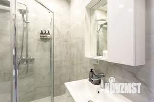 Студия квартира, посуточно, 32м2, 11/11 этаж