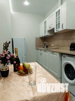 Студия квартира, посуточно, 25м2, 1/6 этаж