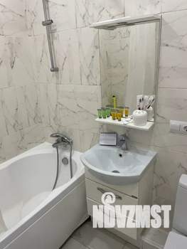 Студия квартира, посуточно, 38м2, 11/12 этаж