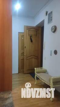 2-к квартира, посуточно, 52м2, 2/3 этаж