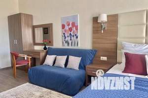 1-к квартира, посуточно, 35м2, 4/16 этаж