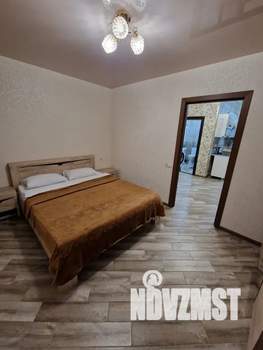 1-к квартира, посуточно, 38м2, 3/3 этаж