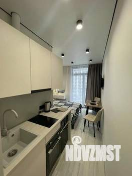 1-к квартира, посуточно, 18м2, 1/1 этаж