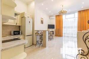 1-к квартира, посуточно, 58м2, 1/1 этаж