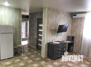 1-к квартира, посуточно, 35м2, 1/1 этаж