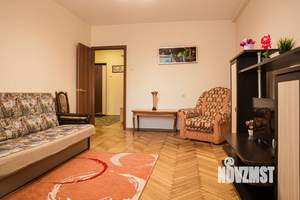 2-к квартира, посуточно, 45м2, 1/1 этаж