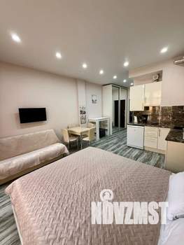 Студия квартира, посуточно, 30м2, 2/4 этаж