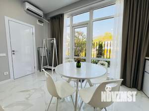 Студия квартира, посуточно, 35м2, 1/3 этаж