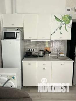 Студия квартира, посуточно, 20м2, 1/3 этаж