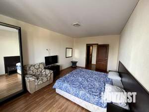 3-к квартира, посуточно, 95м2, 1/1 этаж