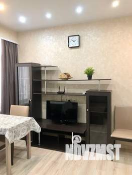 1-к квартира, посуточно, 40м2, 1/9 этаж