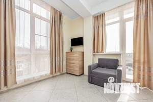 1-к квартира, посуточно, 38м2, 7/10 этаж