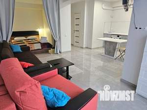 1-к квартира, посуточно, 42м2, 1/1 этаж