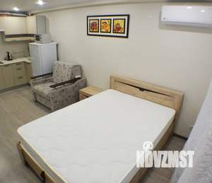 Студия квартира, посуточно, 25м2, 1/5 этаж