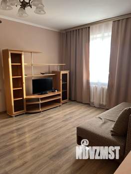 1-к квартира, посуточно, 41м2, 8/10 этаж