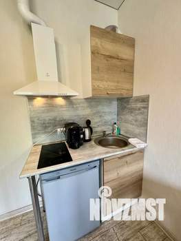 Студия квартира, посуточно, 27м2, 2/5 этаж