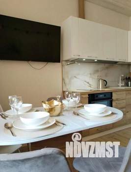 1-к квартира, посуточно, 37м2, 1/1 этаж