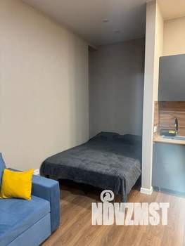 Студия квартира, посуточно, 36м2, 1/12 этаж