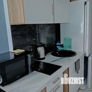 Студия квартира, посуточно, 20м2, 6/13 этаж