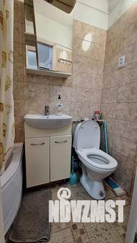 Студия квартира, посуточно, 16м2, 1/5 этаж