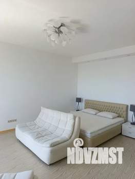 Студия квартира, посуточно, 45м2, 10/16 этаж