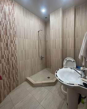 3-к квартира, на длительный срок, 132м2, 7/10 этаж