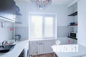 3-к квартира, посуточно, 50м2, 4/4 этаж