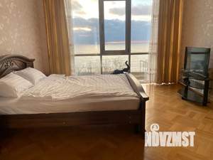 2-к квартира, посуточно, 120м2, 8/8 этаж