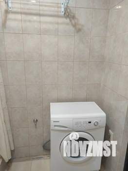 Студия квартира, посуточно, 38м2, 12/13 этаж