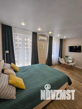 Студия квартира, посуточно, 25м2, 10/12 этаж