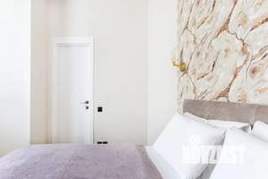 2-к квартира, посуточно, 35м2, 4/4 этаж