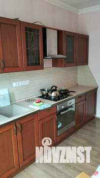 1-к квартира, посуточно, 40м2, 3/3 этаж