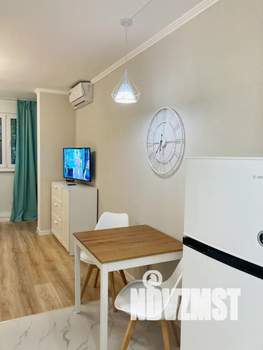 Студия квартира, посуточно, 28м2, 4/10 этаж