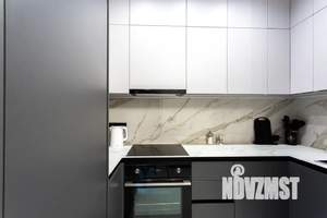 1-к квартира, посуточно, 32м2, 1/12 этаж