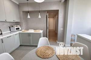 2-к квартира, посуточно, 65м2, 18/22 этаж